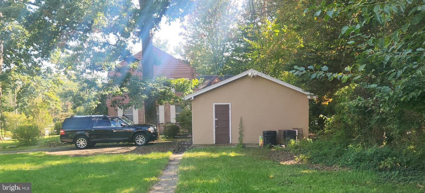 524 Stamford Road Baltimore, MD 21229 - Photo 6 of 37