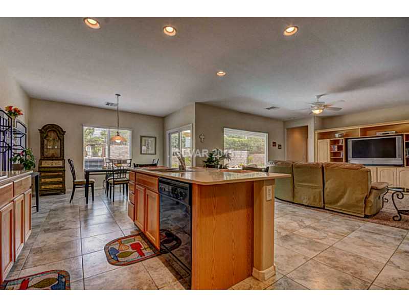 2264 Saxtons River Road Henderson, NV 89044 - Photo 10 of 25 Kitchen. All Appliances included!!!