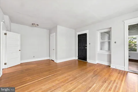 $325,000 | 55 Richfield Road, Upper Darby, PA 19082