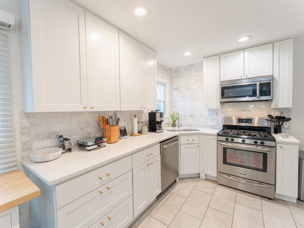 5104 Maple Springs Boulevard Dallas, TX 75235 - Photo 16 of 25