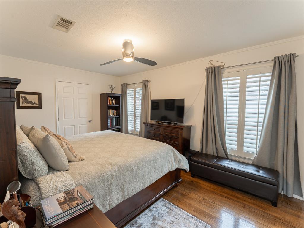 5104 Maple Springs Boulevard Dallas, TX 75235 - Photo 9 of 25