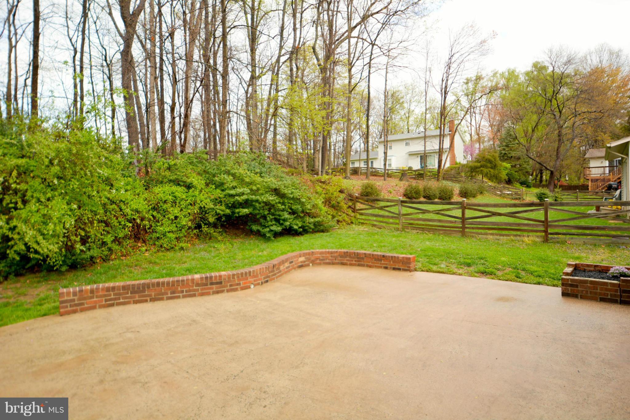 9142 Rockefeller Lane Springfield, VA 22153 - Photo 4 of 28 Exterior (Rear)