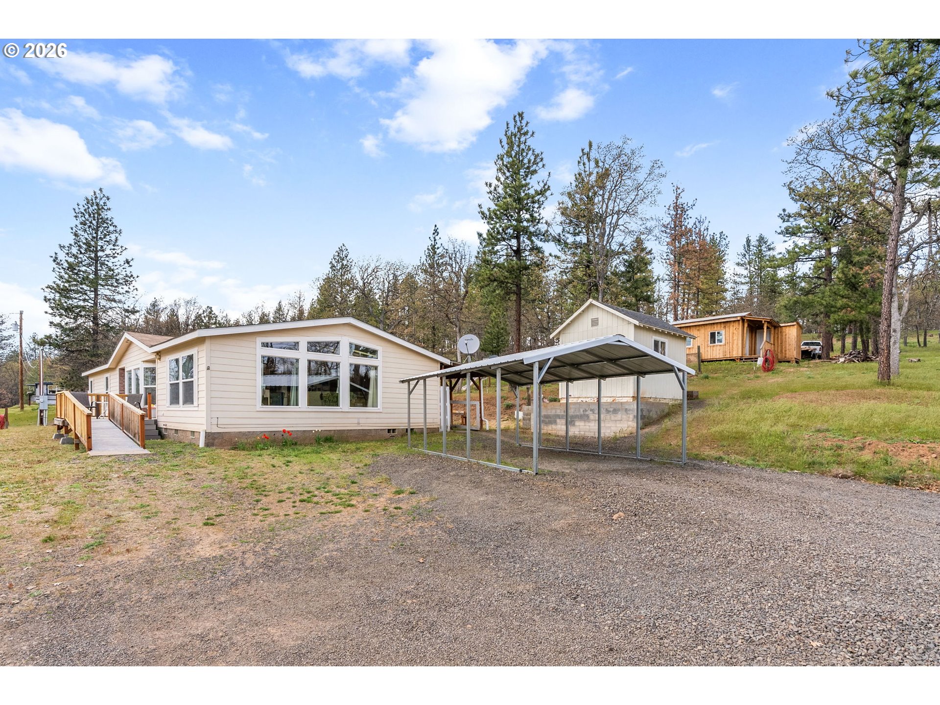 351 Woodland Road Goldendale, WA 98620 - Photo 3 of 47