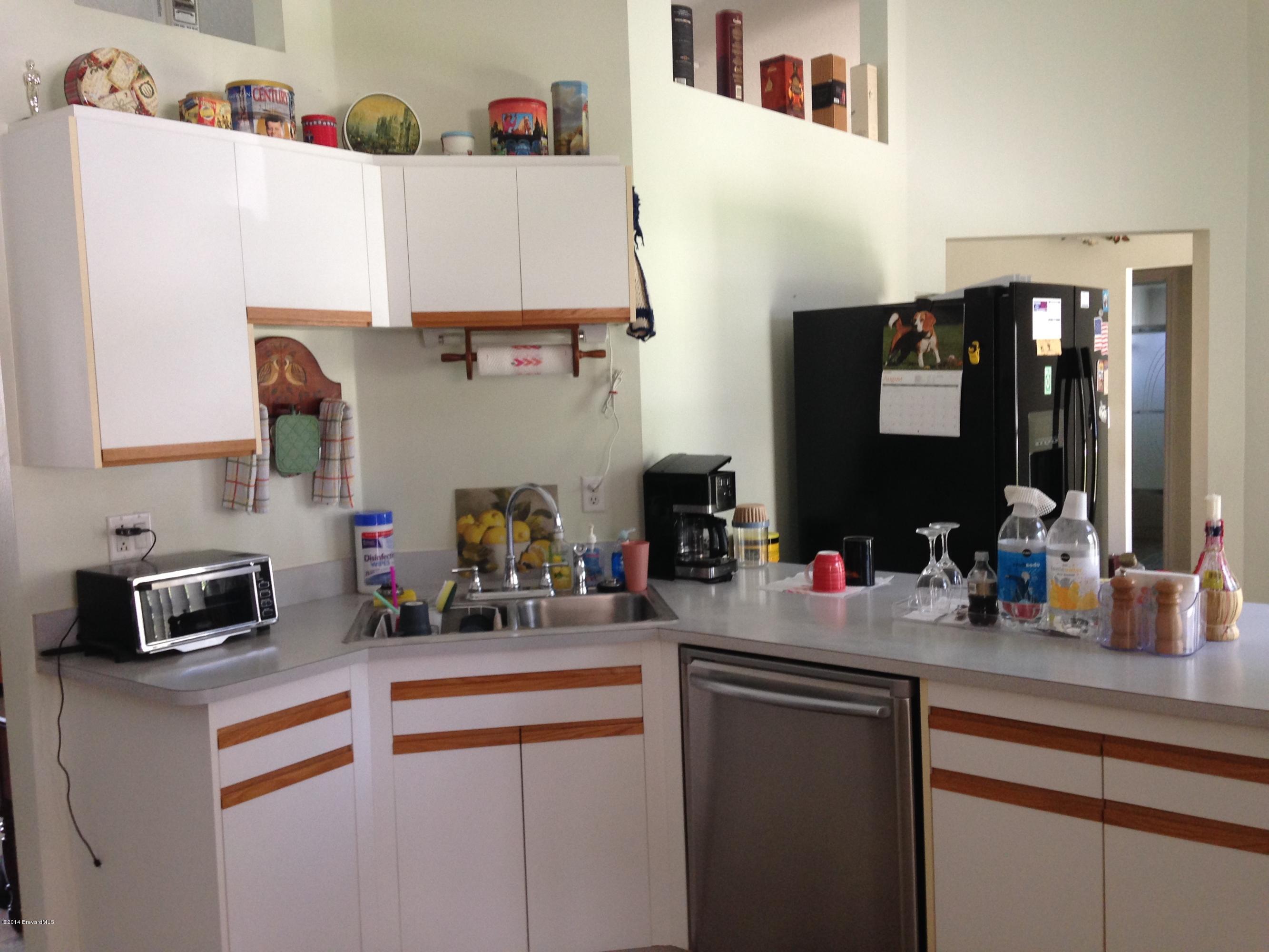 5246 Bridge Road Cocoa, FL 32927 - Photo 3 of 44 KITCHEN