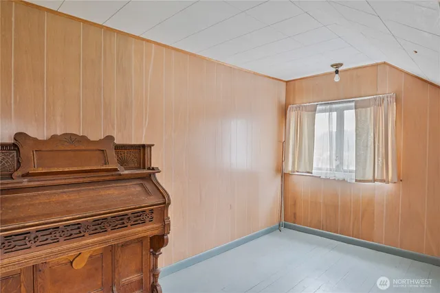 $520,000 | 77 South Welcome Slough Road, Cathlamet, WA 98612