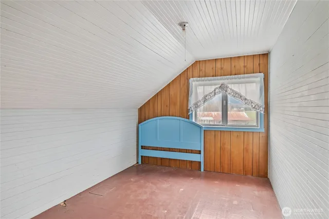 $520,000 | 77 South Welcome Slough Road, Cathlamet, WA 98612