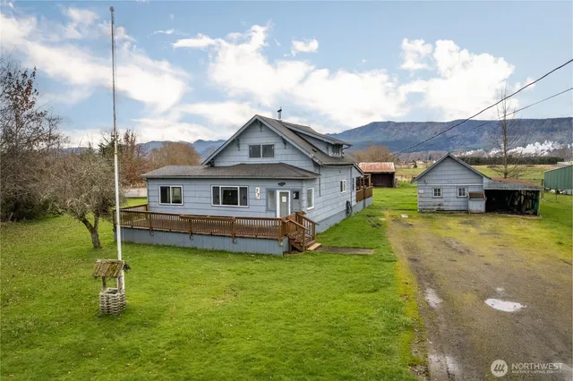 $520,000 | 77 South Welcome Slough Road, Cathlamet, WA 98612