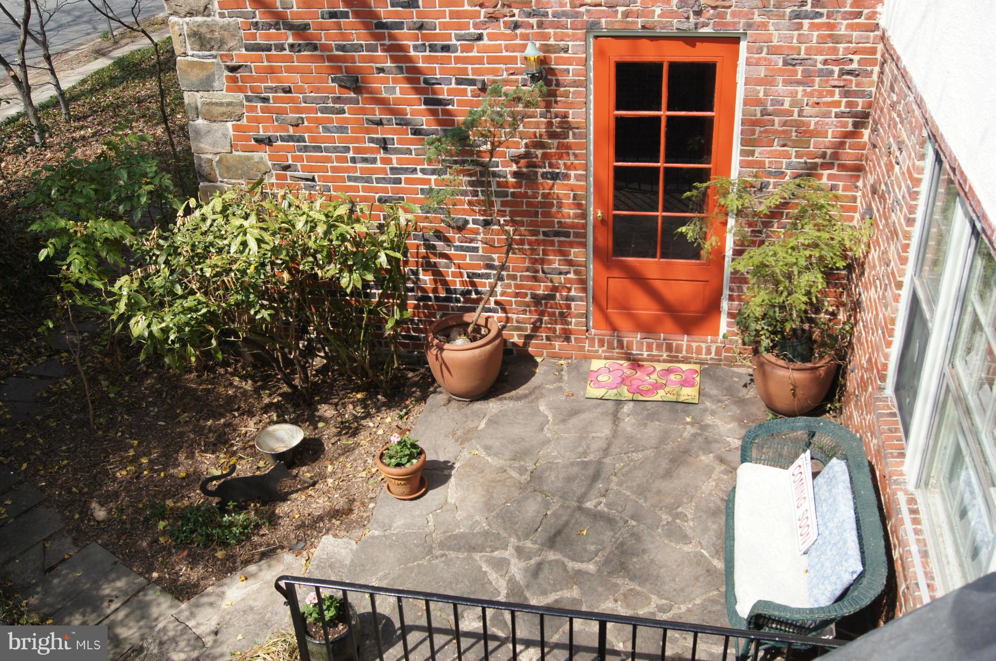 7101 Copeleigh Road Baltimore, MD 21212 - Photo 26 of 30 a view of potted plants in front of building