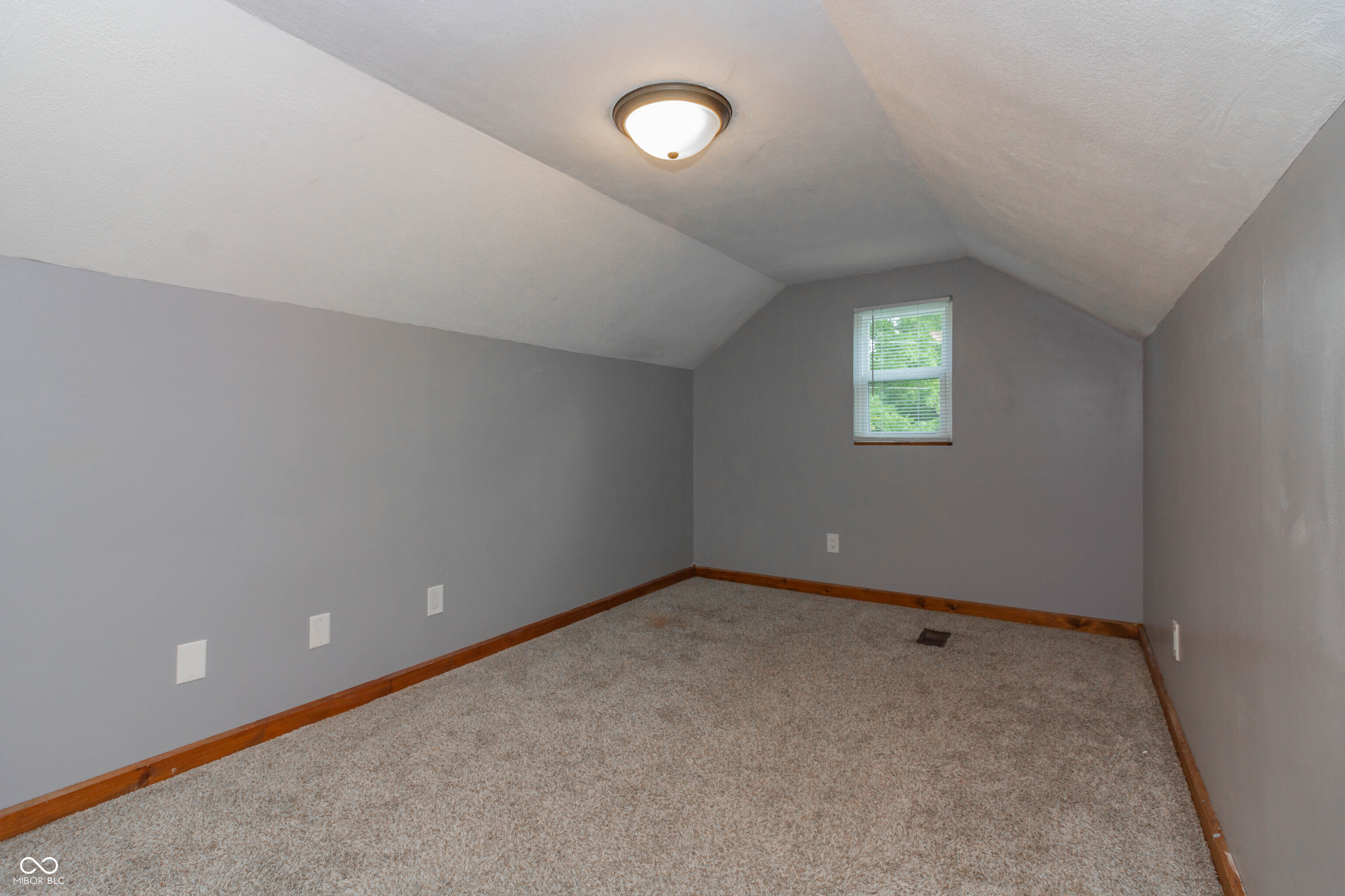 7356 Robertson Road Trafalgar, IN 46181 - Photo 17 of 22 Gallery Image 17