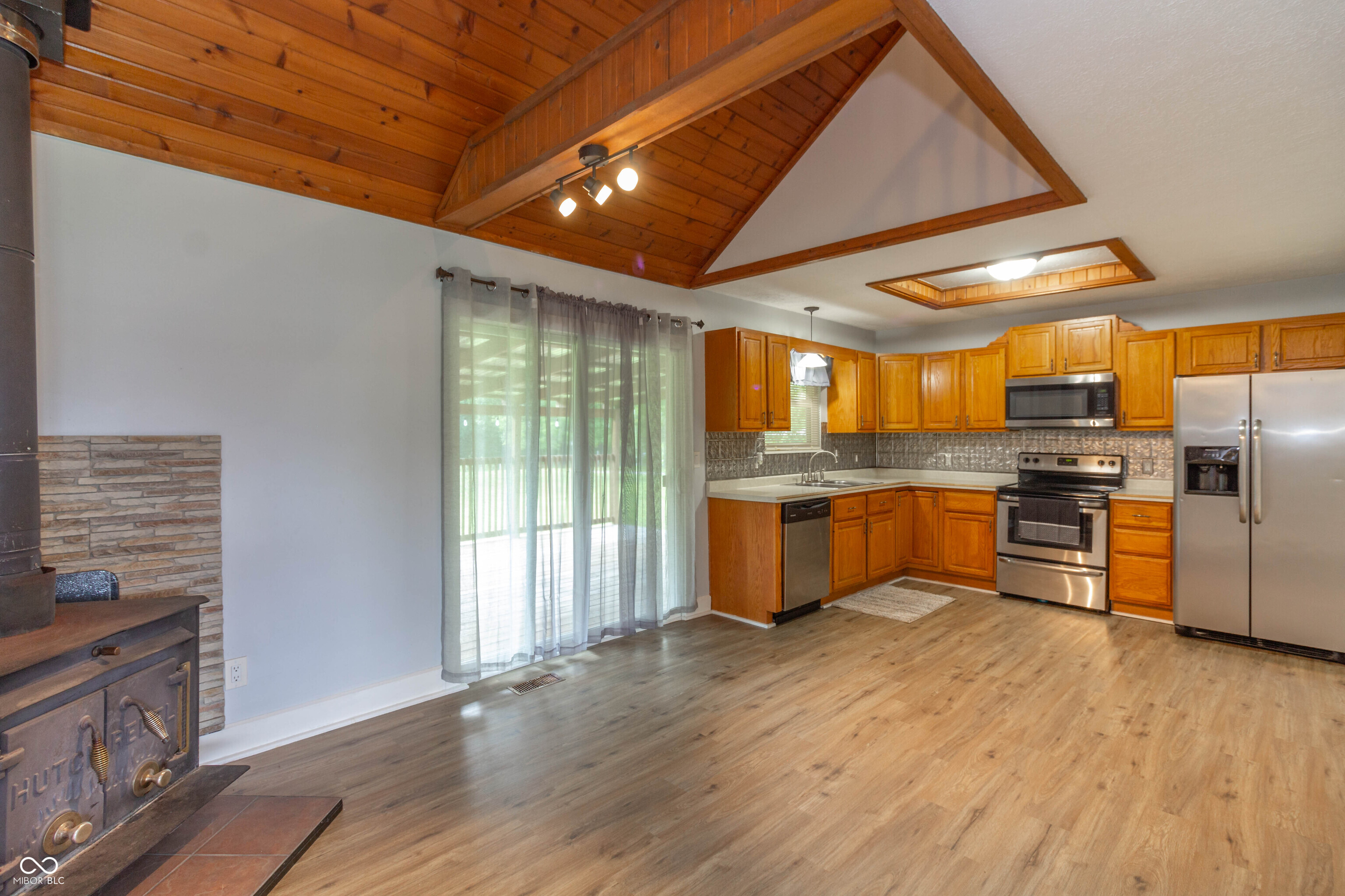 7356 Robertson Road Trafalgar, IN 46181 - Photo 6 of 22 Gallery Image 6