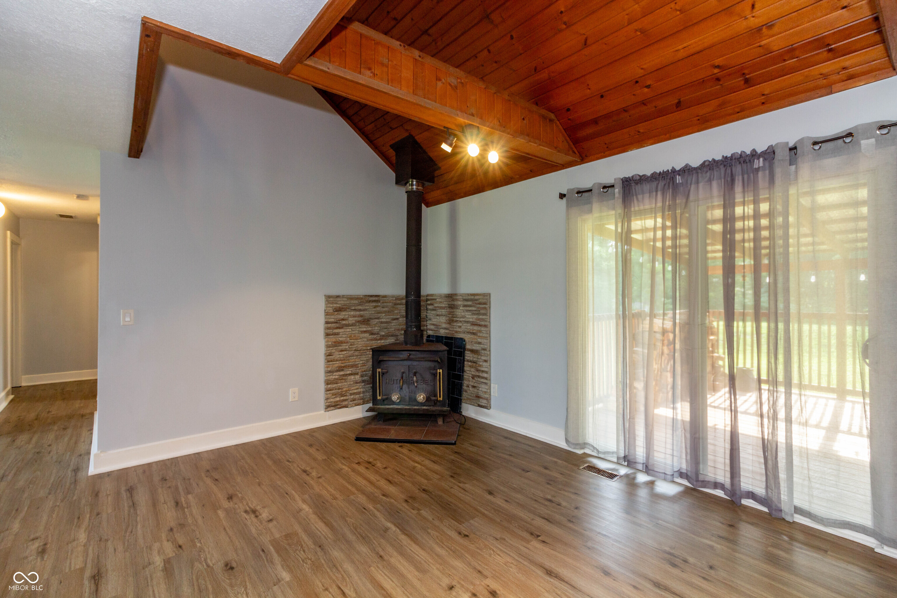 7356 Robertson Road Trafalgar, IN 46181 - Photo 8 of 22 Gallery Image 8