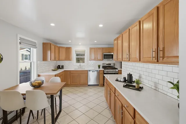 $550,000 | 12 Johnson Place, Norwood, MA 02062