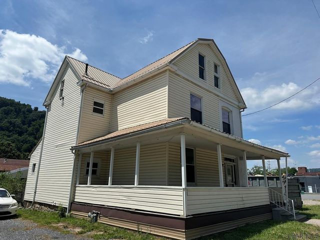 $38,000 | 532 Horner Street, Johnstown, PA 15902