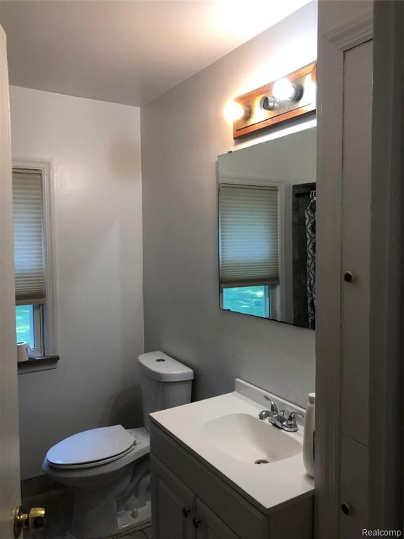 826 Michelson Road Rochester Hills, MI 48307 - Photo 16 of 34