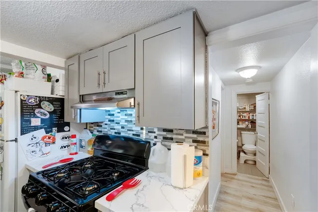 $439,900 | 310 East Center Street, Pomona, CA 91767