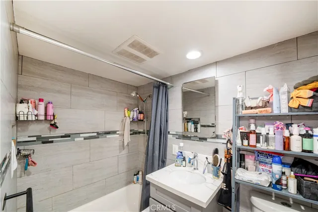 $439,900 | 310 East Center Street, Pomona, CA 91767