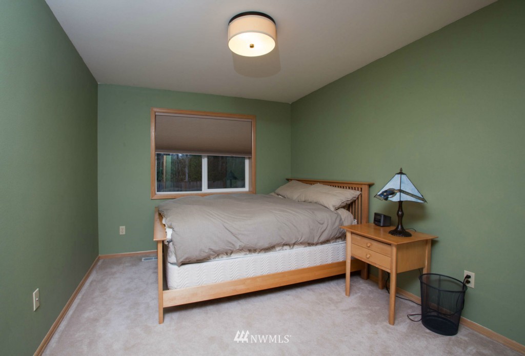 18609 139th Way Southeast Renton, WA 98058 - Photo 16 of 21 Gallery Image 16