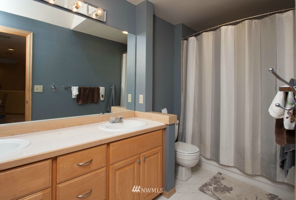 18609 139th Way Southeast Renton, WA 98058 - Photo 18 of 21 Gallery Image 18
