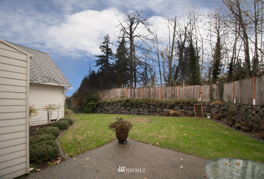 18609 139th Way Southeast Renton, WA 98058 - Photo 19 of 21 Gallery Image 19