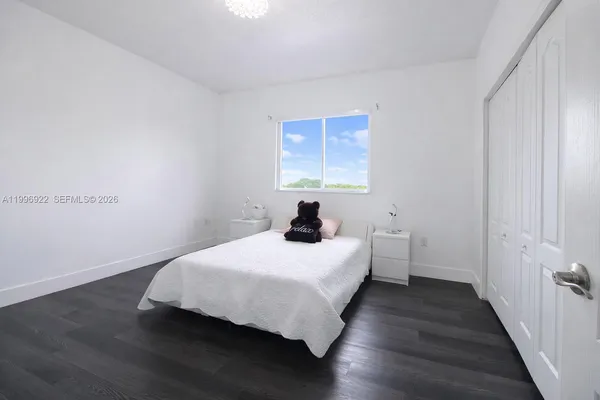 $7,000 | 15045 Southwest 38th Terrace, Unit 15045, Miami, FL 33185