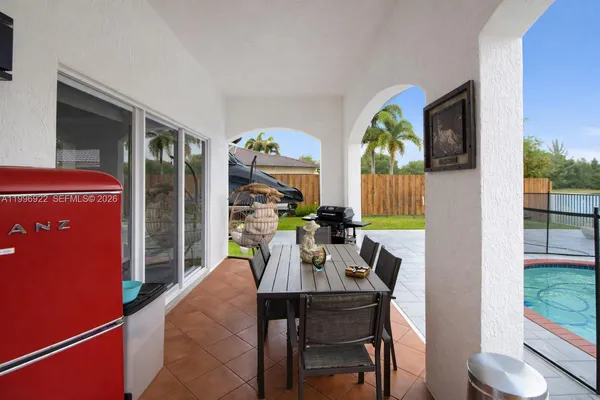 $7,000 | 15045 Southwest 38th Terrace, Unit 15045, Miami, FL 33185