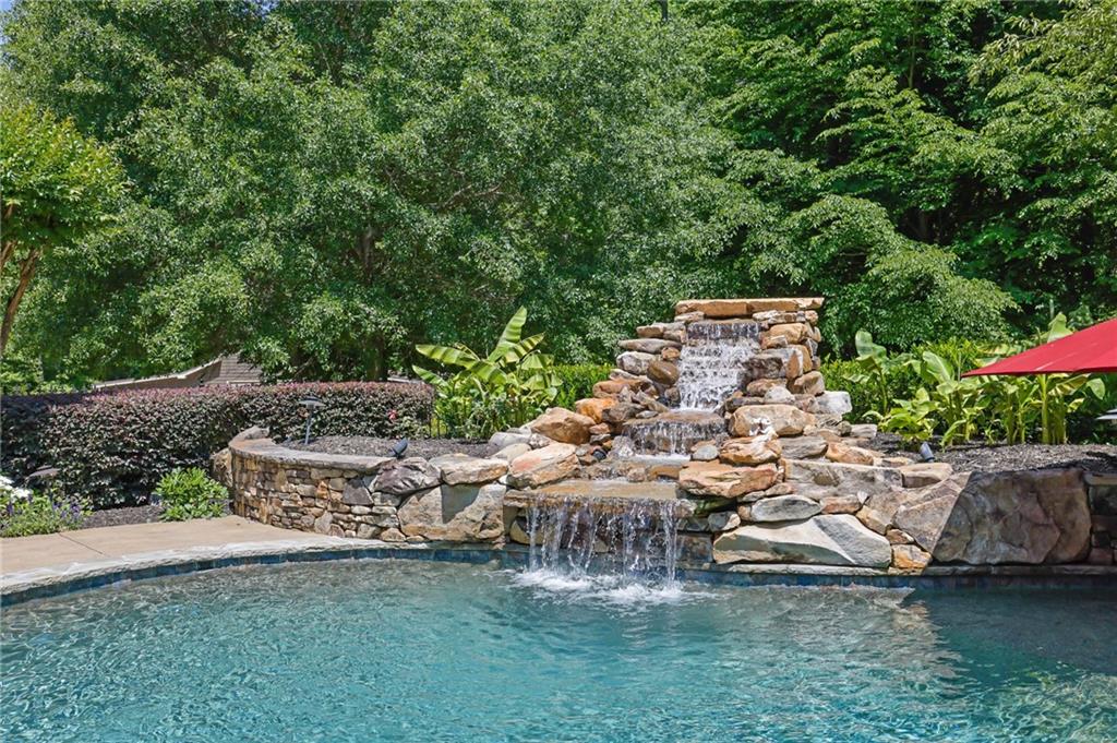 300 Edwards Brook Lane Canton, GA 30115 - Photo 9 of 79