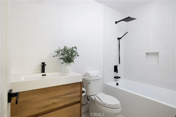 $2,650,000 | 1230 Crystal Cove Way, Seal Beach, CA 90740