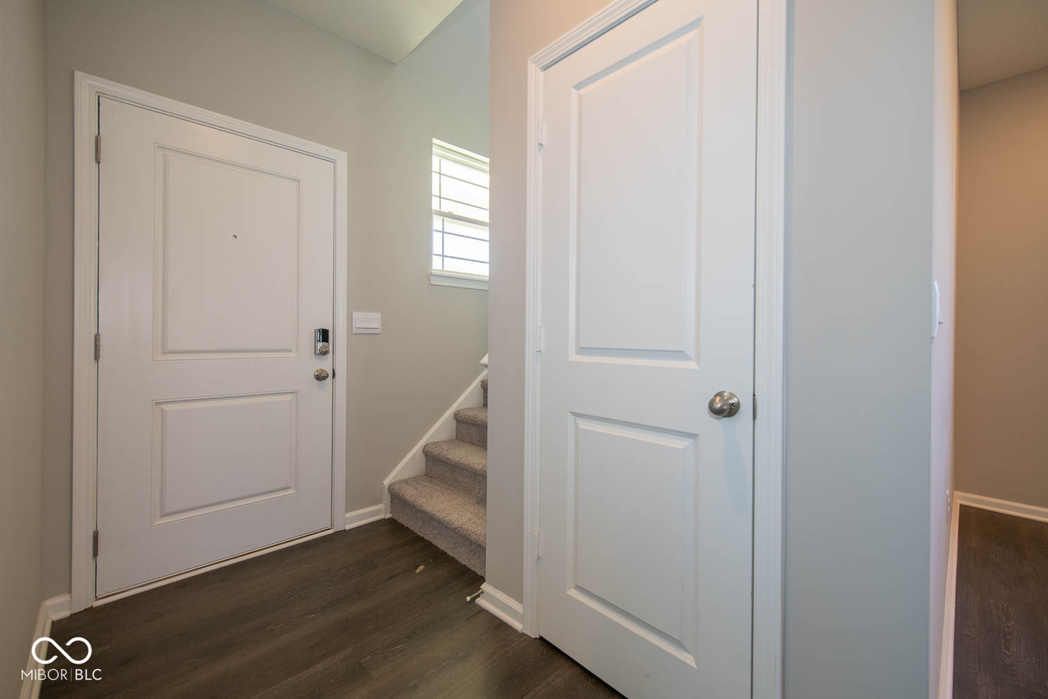 211 Springfield Crossing Greenfield, IN 46140 - Photo 2 of 28