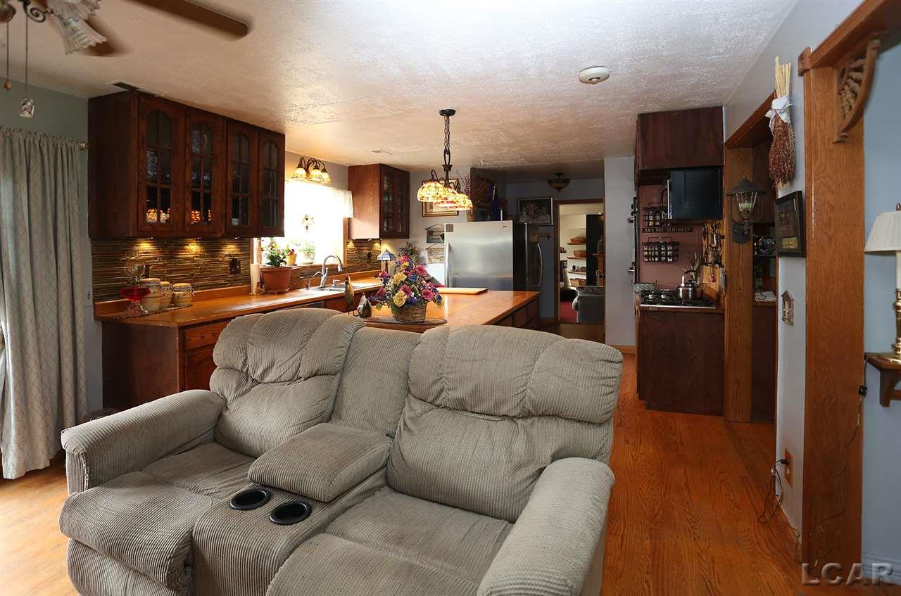 4365 West Beecher Road Adrian, MI 49221 - Photo 20 of 50 31321799-19.JPG