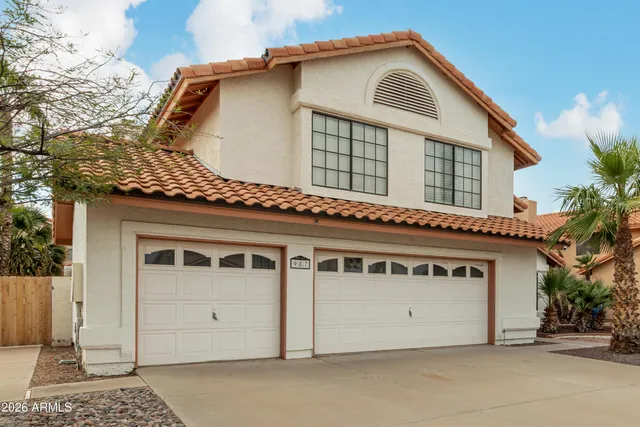 $730,000 | 987 East Divot Drive, Tempe, AZ 85283