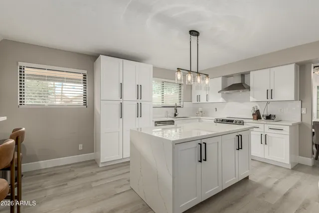 $730,000 | 987 East Divot Drive, Tempe, AZ 85283