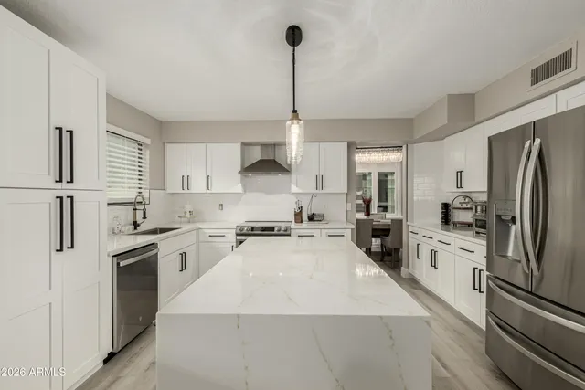 $730,000 | 987 East Divot Drive, Tempe, AZ 85283