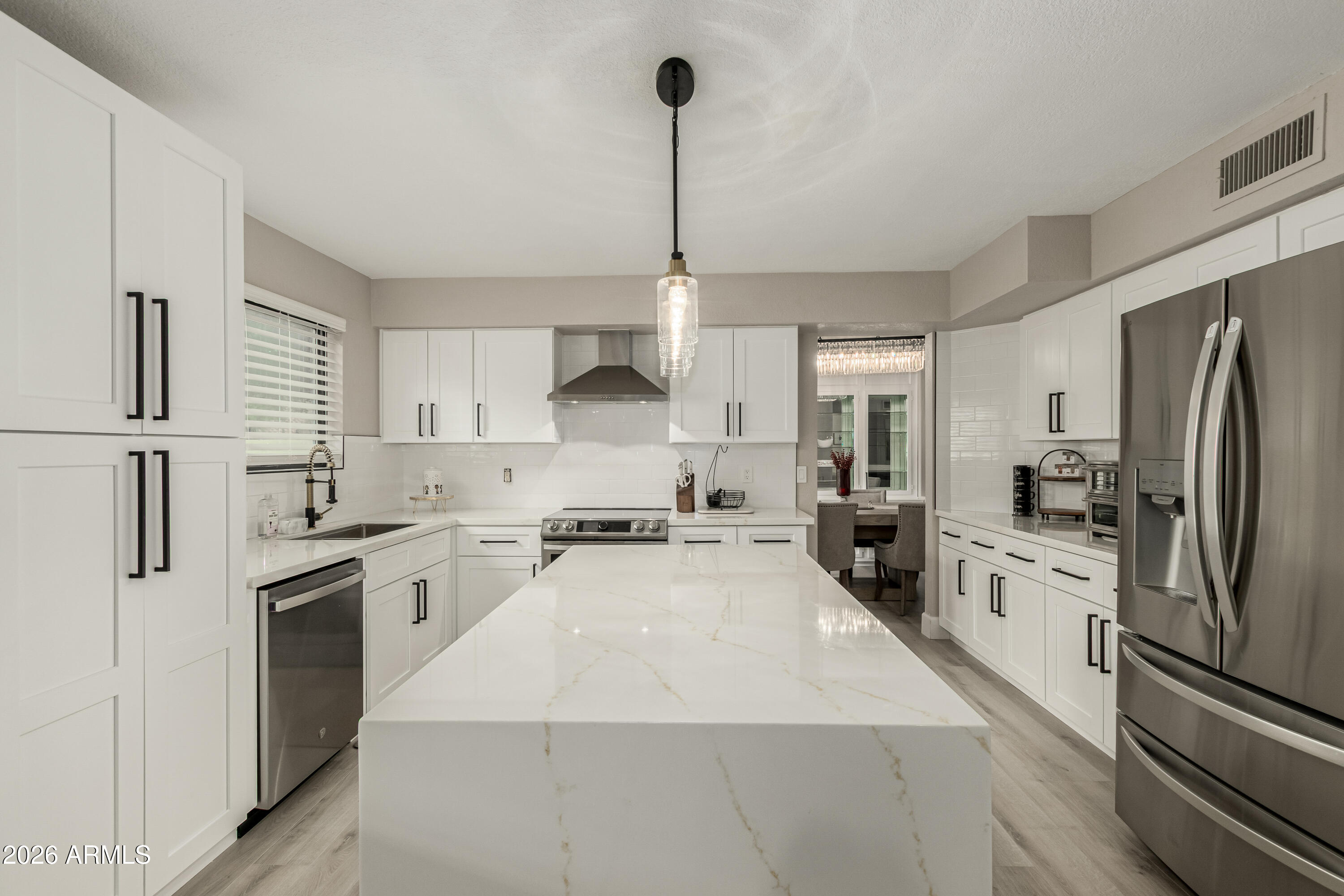 987 East Divot Drive Tempe, AZ 85283 - Photo 15 of 45 69748f_15 - Divot 987