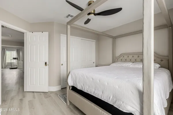 $778,000 | 987 East Divot Drive, Tempe, AZ 85283