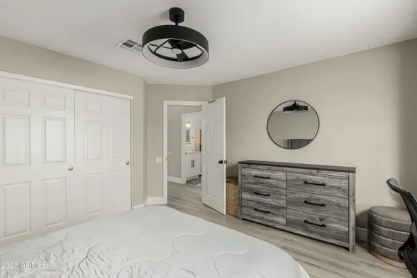 $778,000 | 987 East Divot Drive, Tempe, AZ 85283