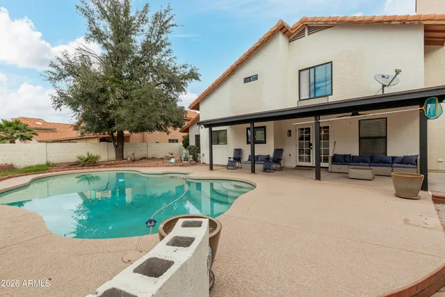 $730,000 | 987 East Divot Drive, Tempe, AZ 85283