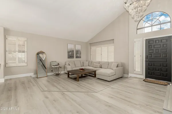 $778,000 | 987 East Divot Drive, Tempe, AZ 85283