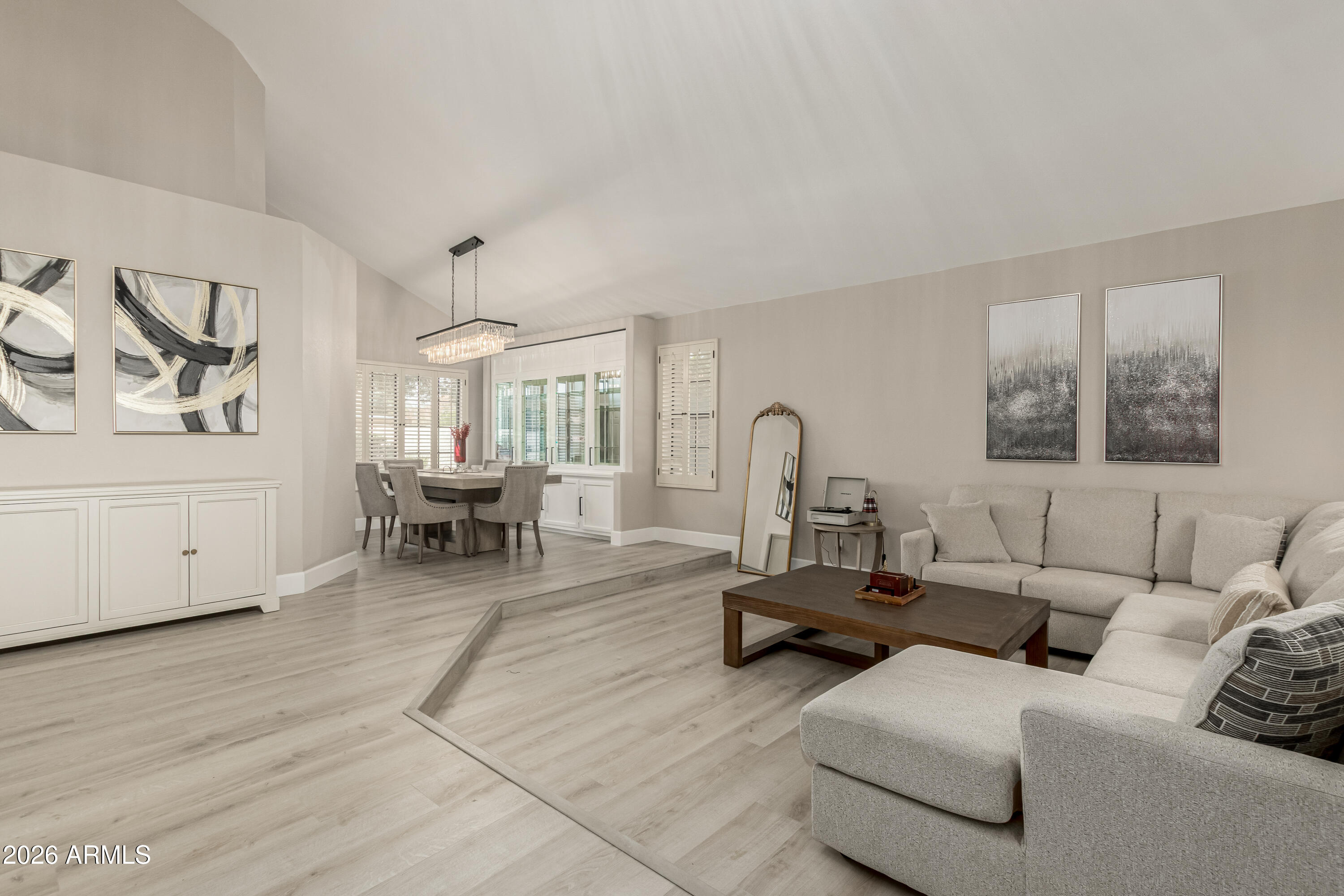 987 East Divot Drive Tempe, AZ 85283 - Photo 9 of 45 69748f_09 - Divot 987