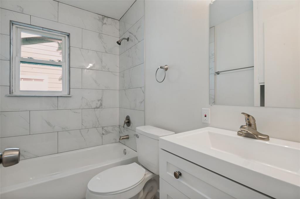 3811 Rolinda Drive Dallas, TX 75211 - Photo 16 of 22