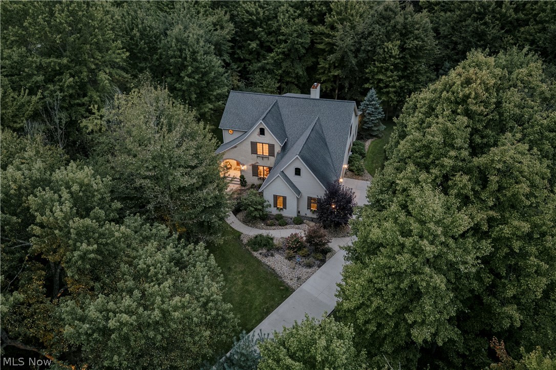 7734 Bainbridge Road Chagrin Falls, OH 44023 - Photo 4 of 47 Gallery Image 4