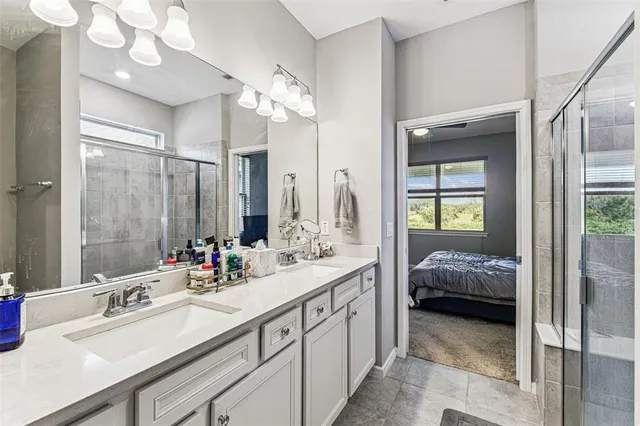 a view of an house with backyard space and garden