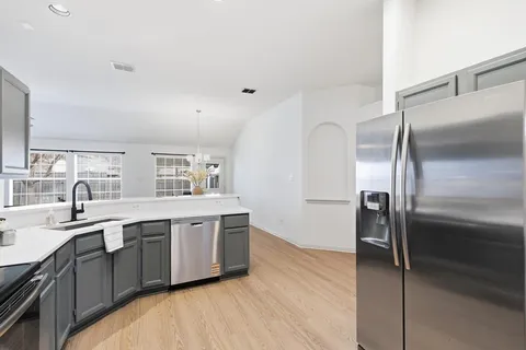 $435,000 | 1233 Valley Oaks Drive, Lewisville, TX 75067