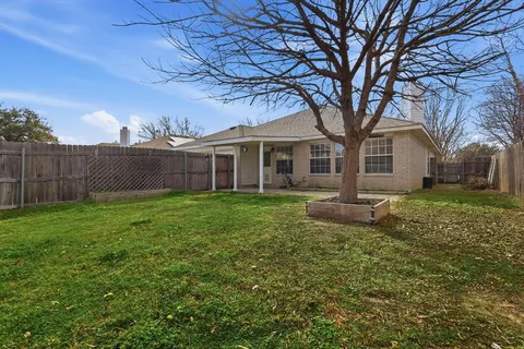 $435,000 | 1233 Valley Oaks Drive, Lewisville, TX 75067