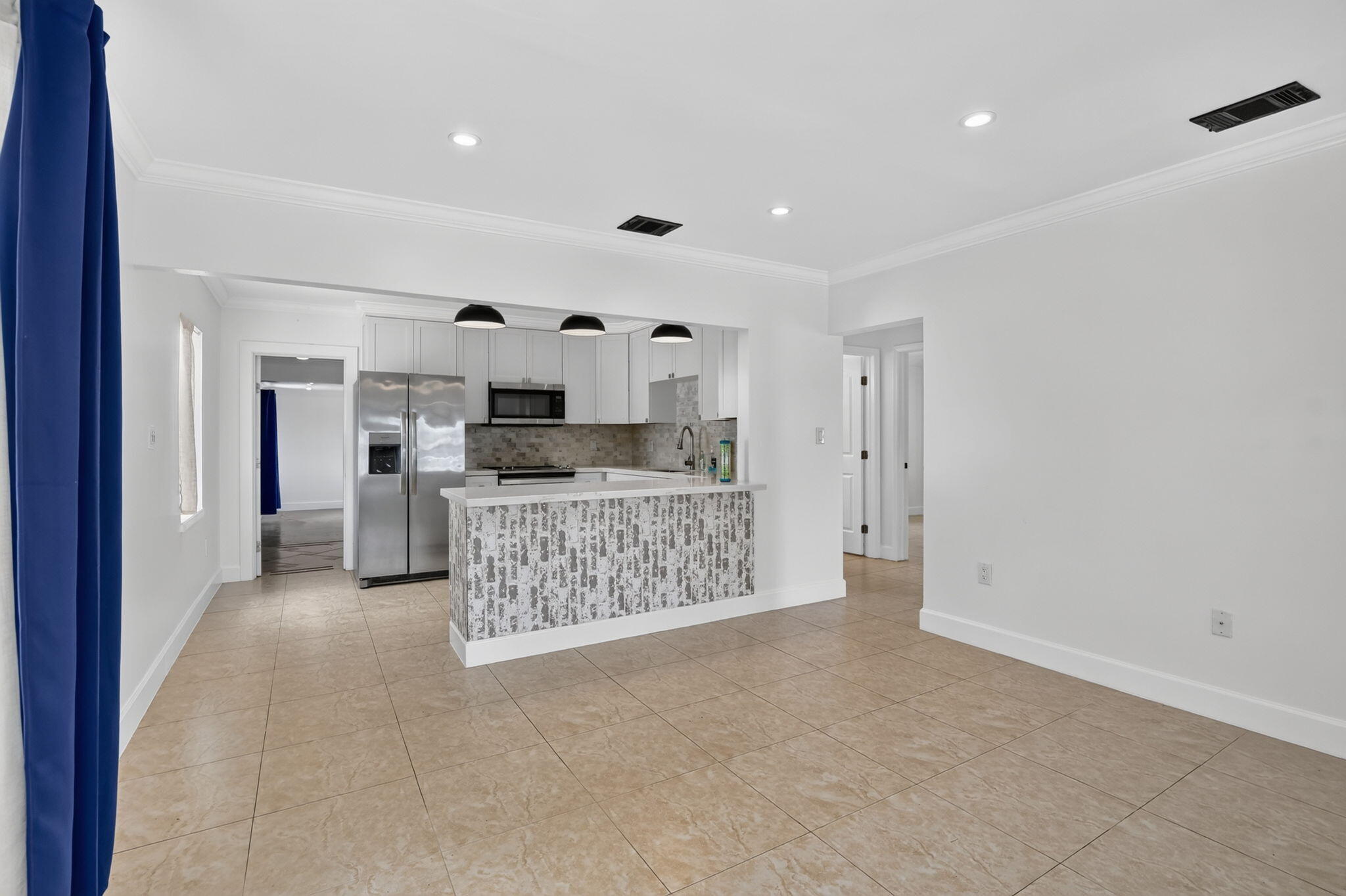 2427 Harding Street Hollywood, FL 33020 - Photo 10 of 38 7-web-or-mls-_A7A1426