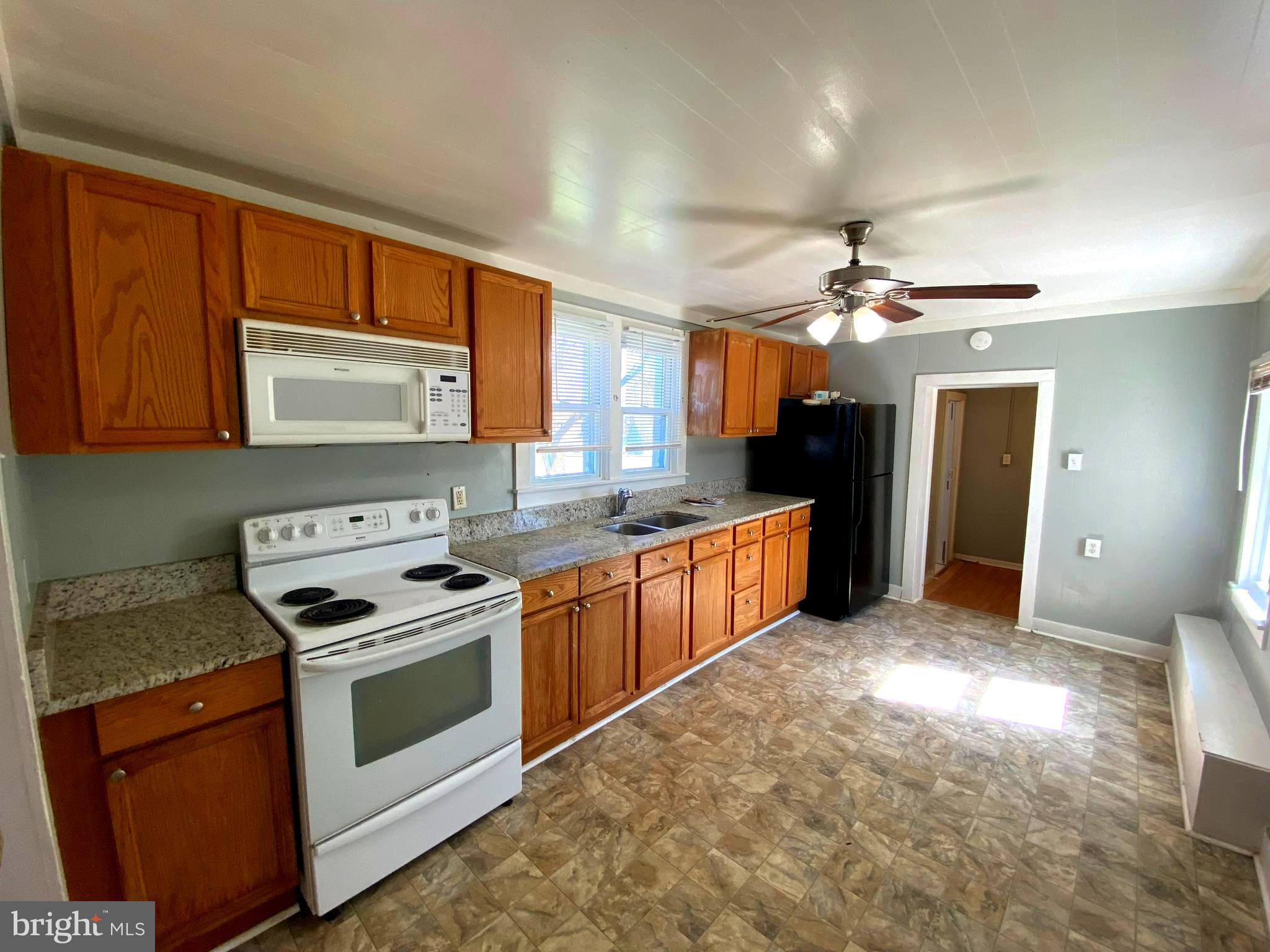 704 North Marshall Street Ranson, WV 25438 - Photo 10 of 21