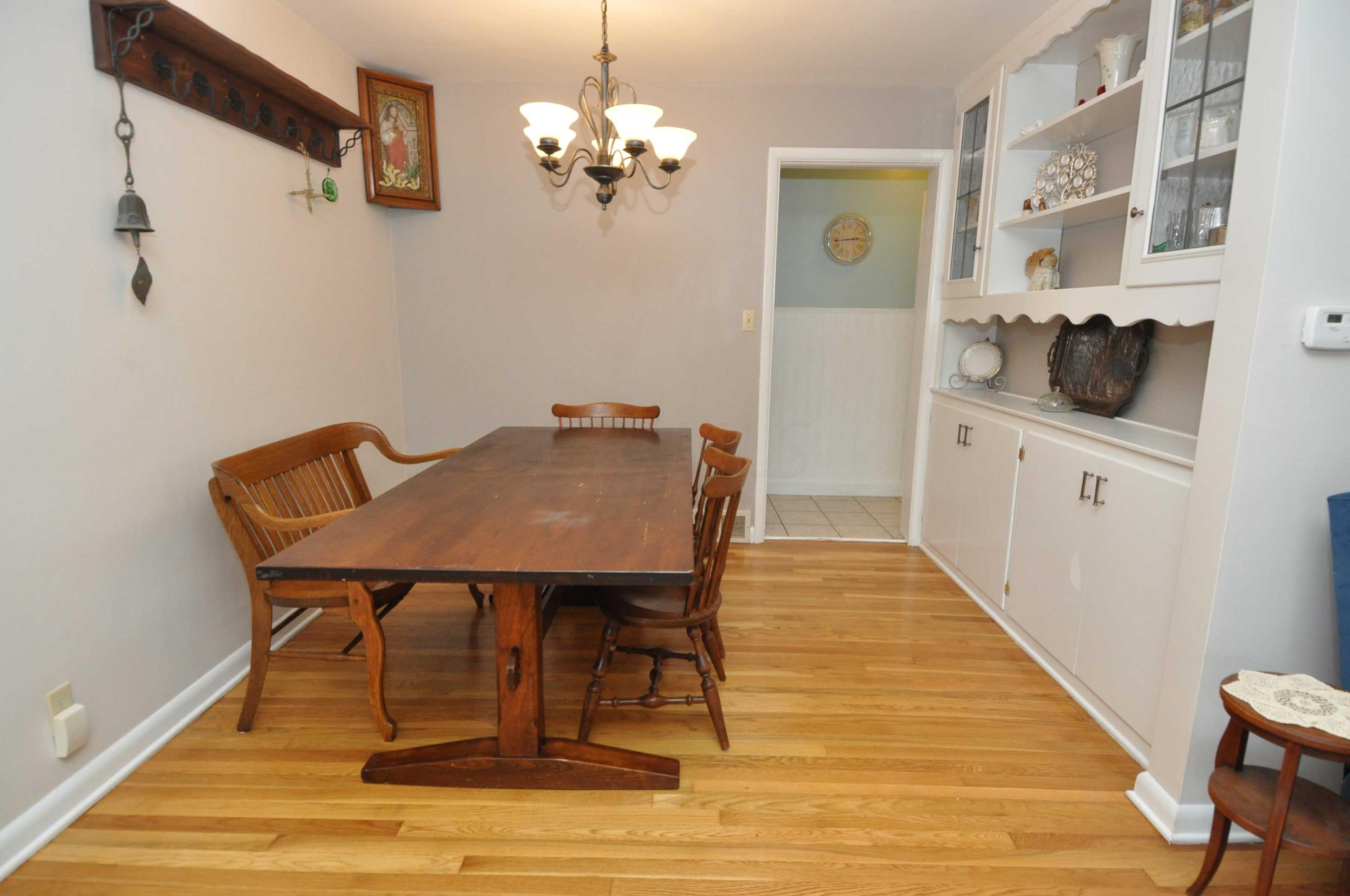 80 South Chesterfield Road Columbus, OH 43209 - Photo 11 of 46