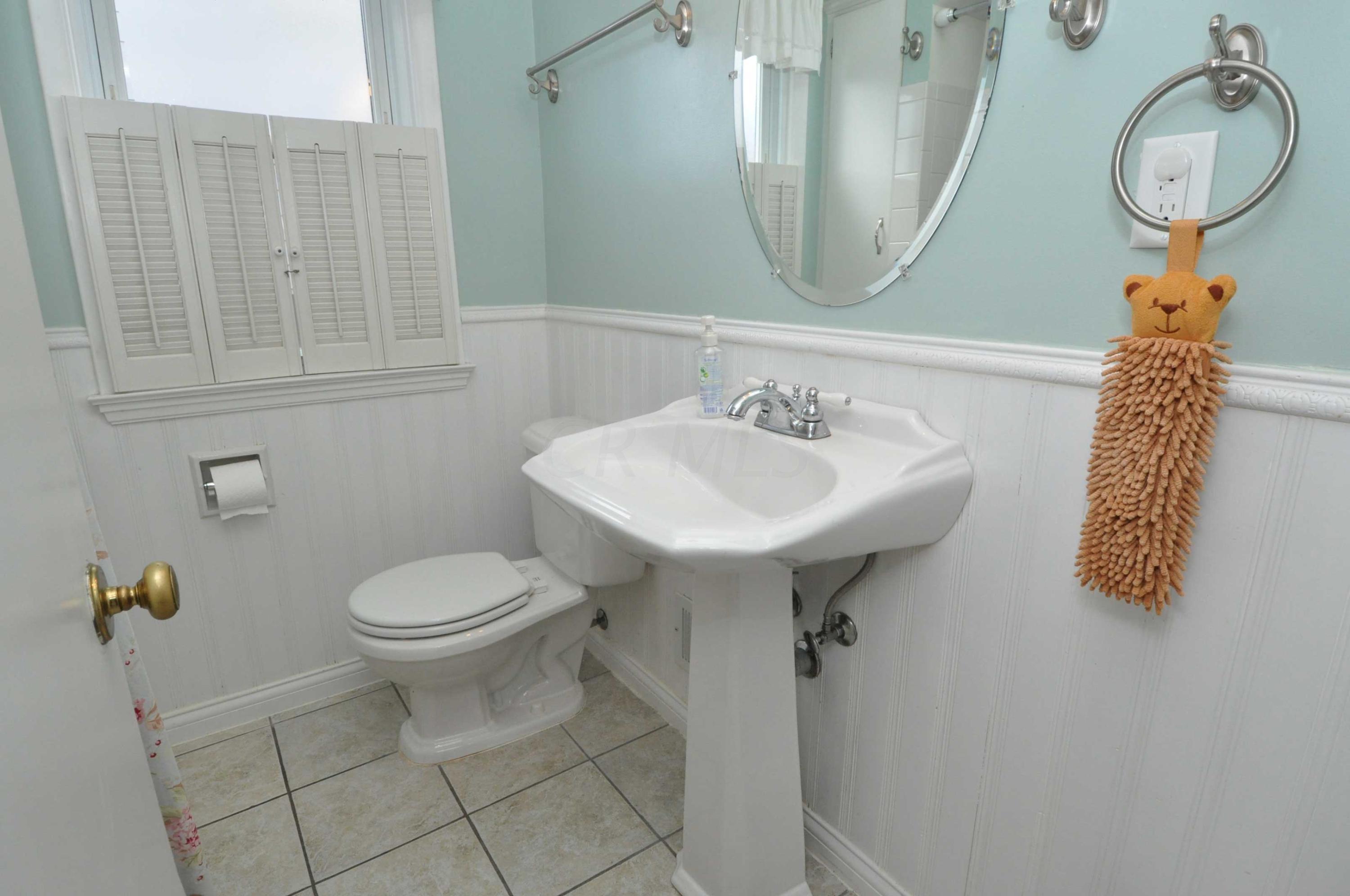 80 South Chesterfield Road Columbus, OH 43209 - Photo 18 of 46