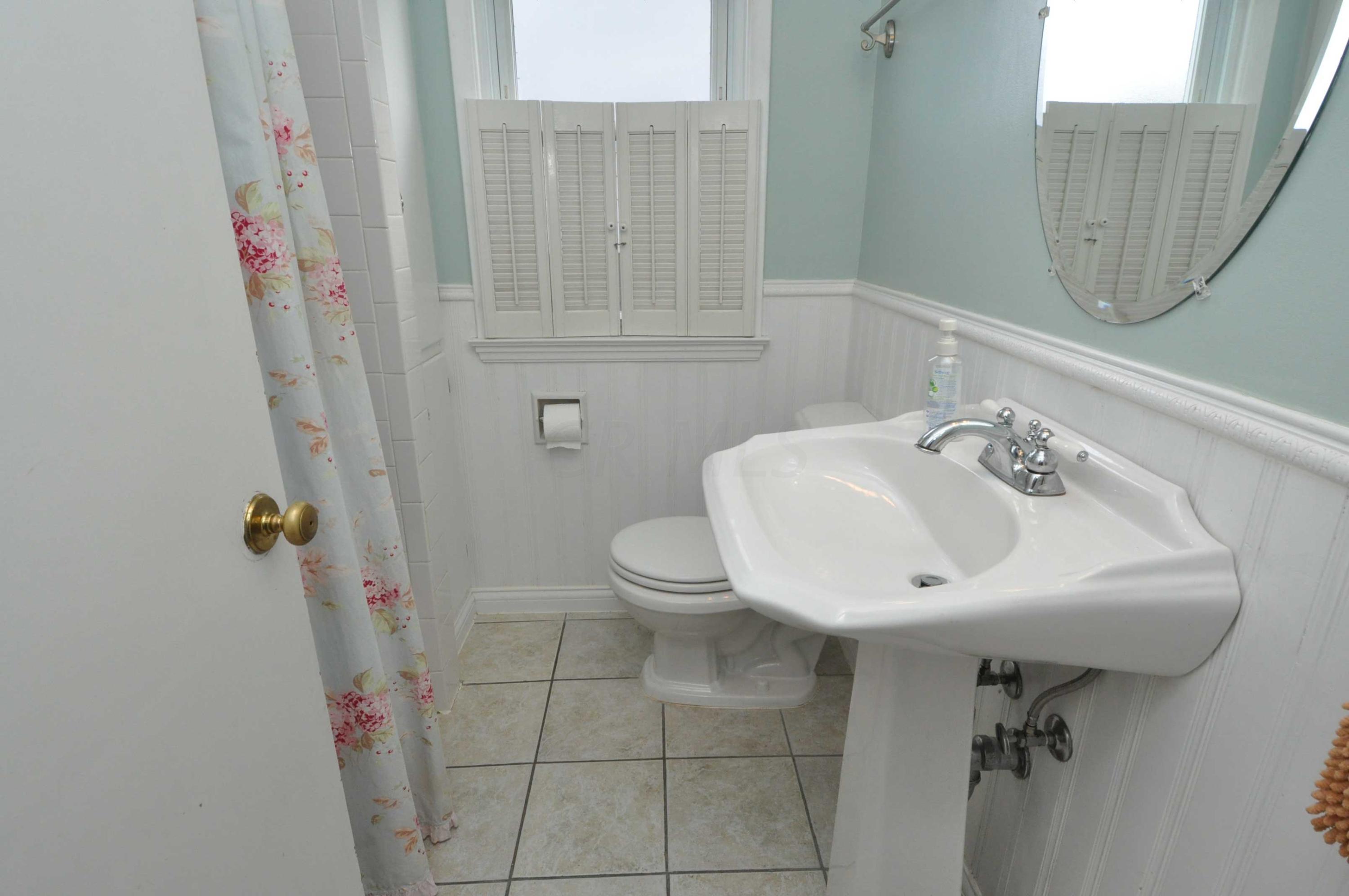 80 South Chesterfield Road Columbus, OH 43209 - Photo 19 of 46