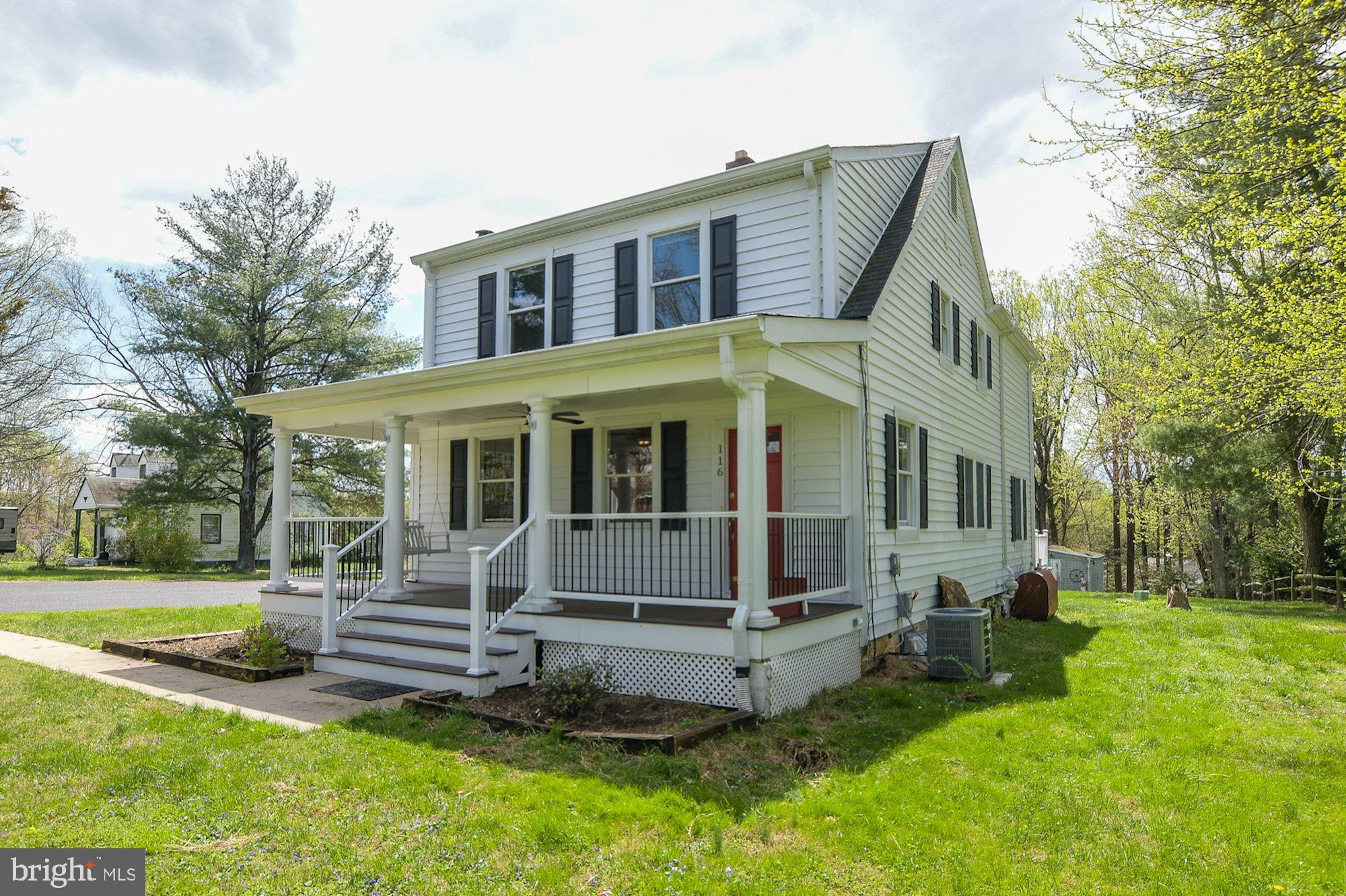 116 Bonifant Road Silver Spring, MD 20905 - Photo 3 of 75 Gallery Image 3