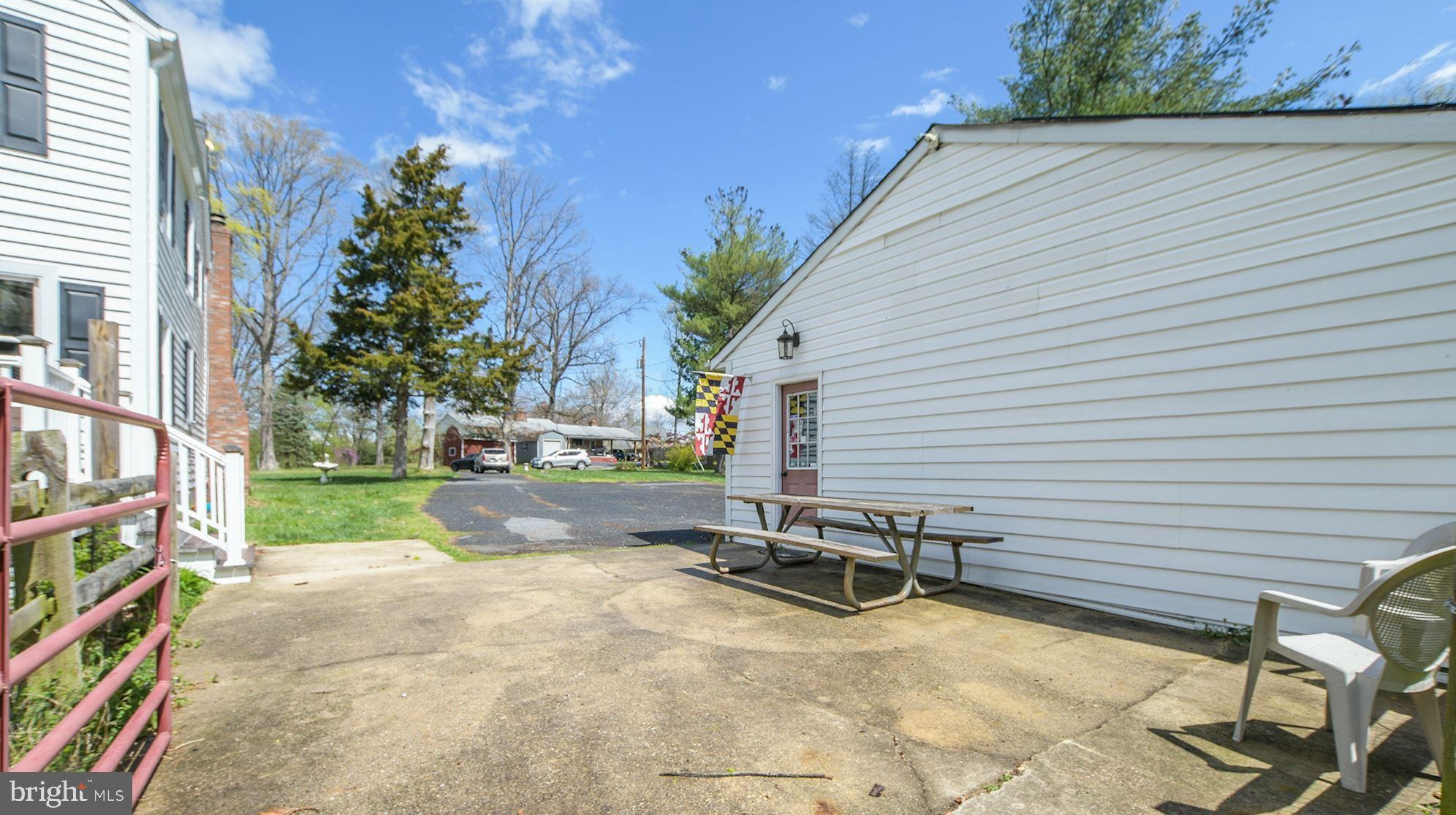 116 Bonifant Road Silver Spring, MD 20905 - Photo 61 of 75 Patio